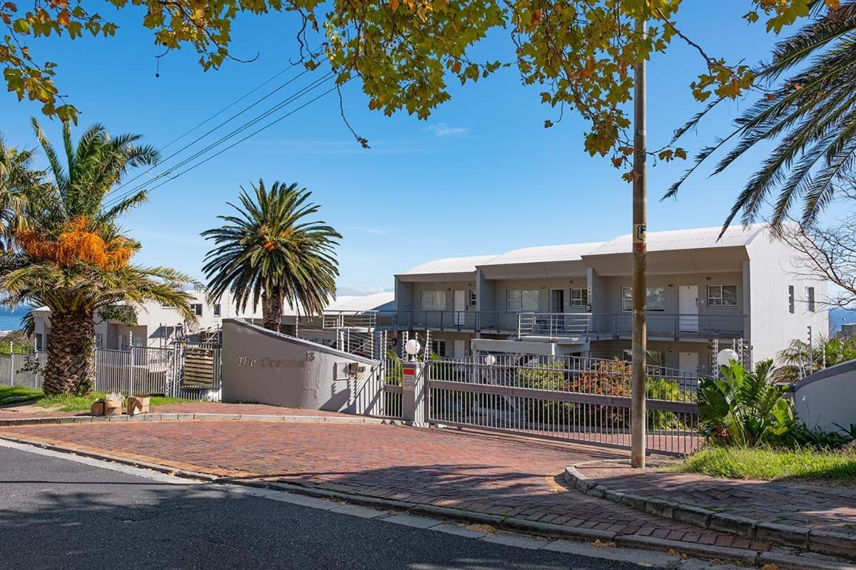 Stunning Sea View Apartment - Camps Bay Kapstaden Exteriör bild