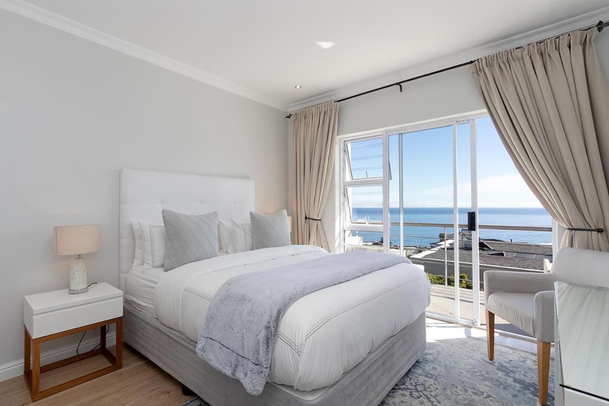 Stunning Sea View Apartment - Camps Bay Kapstaden Exteriör bild