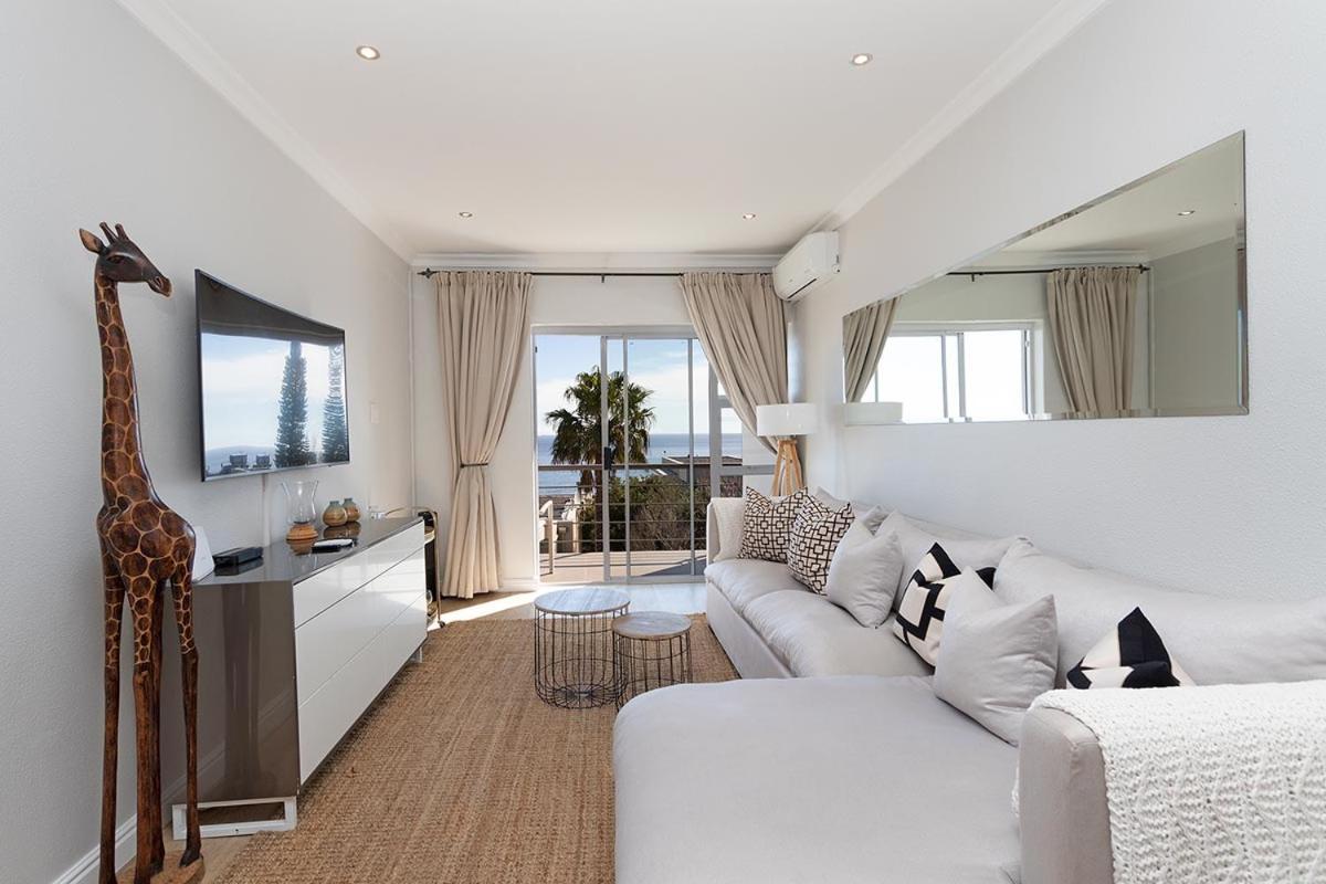 Stunning Sea View Apartment - Camps Bay Kapstaden Exteriör bild